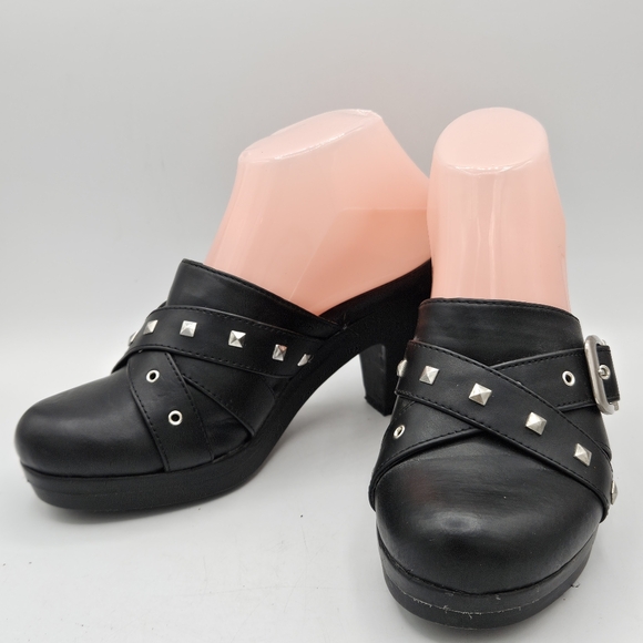 American Eagle studded 3.25" heel studded clogs size 6.5 - Picture 7 of 15